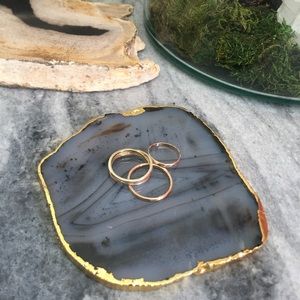 Agate slice with gold electroplating ✨